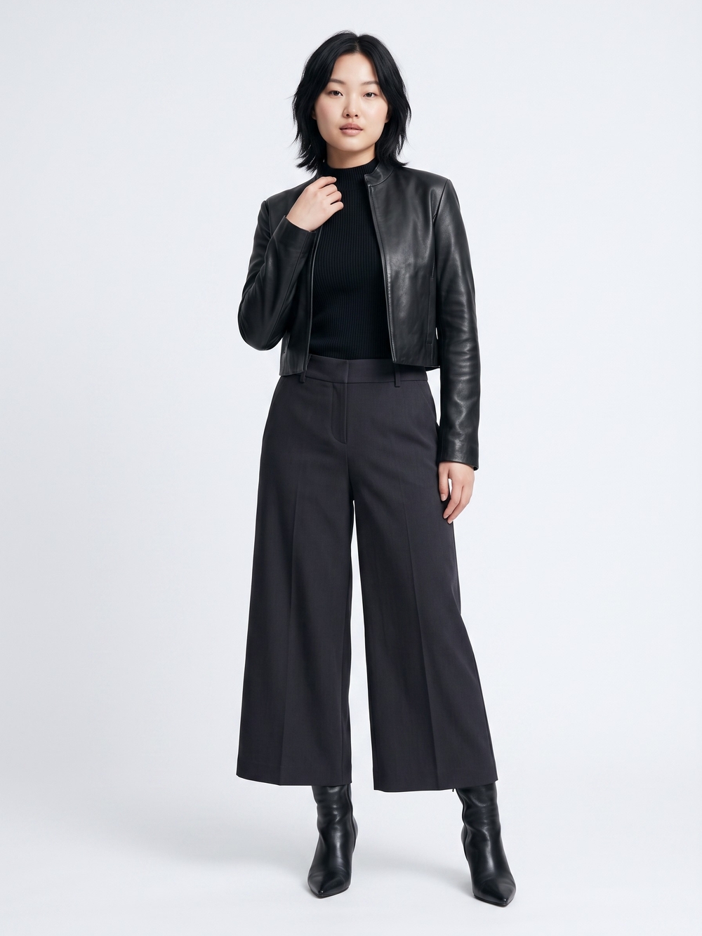 Cropped Wide-Leg Dress Pants in Dark Charcoal Sz 6.  30x26